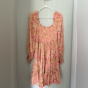 Pleated long sleeve maternity dress with pockets!